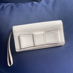 Cream Kate Spade wristlet wallet purse